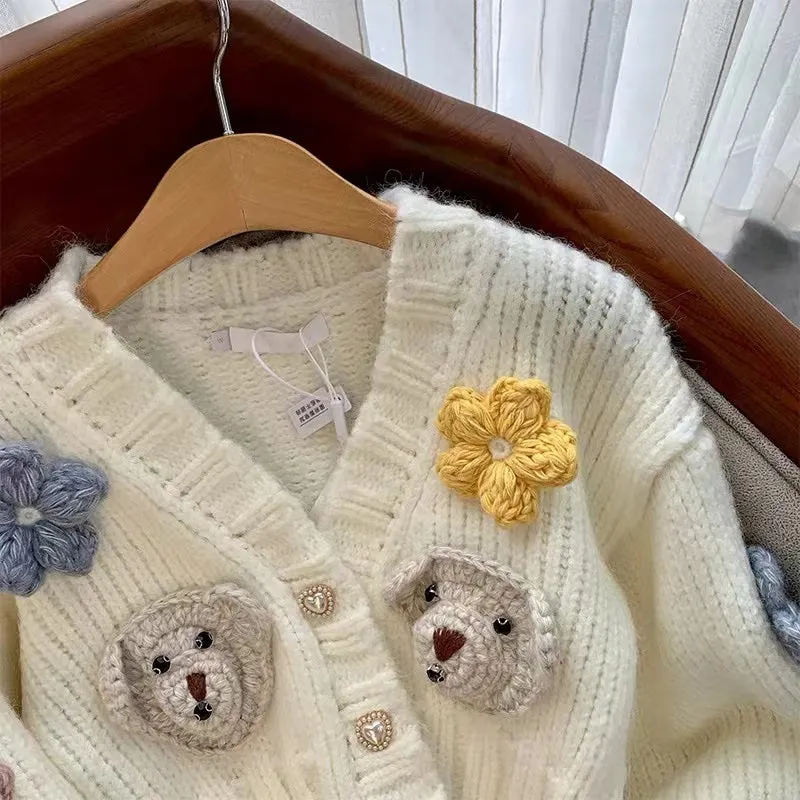 3D Flowers Decorated Knitted Cardigan