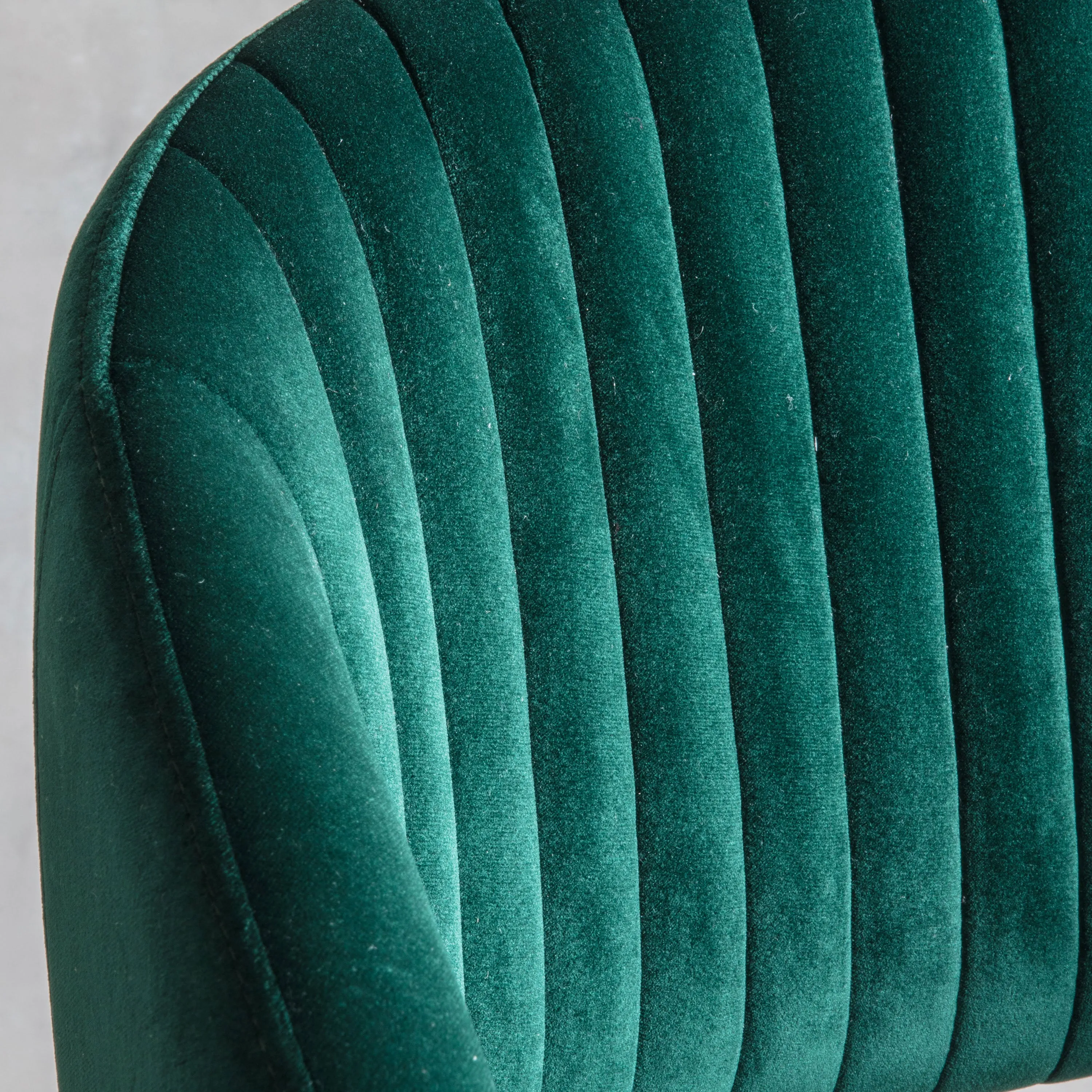 Amos Murray Swivel Chair Green Velvet