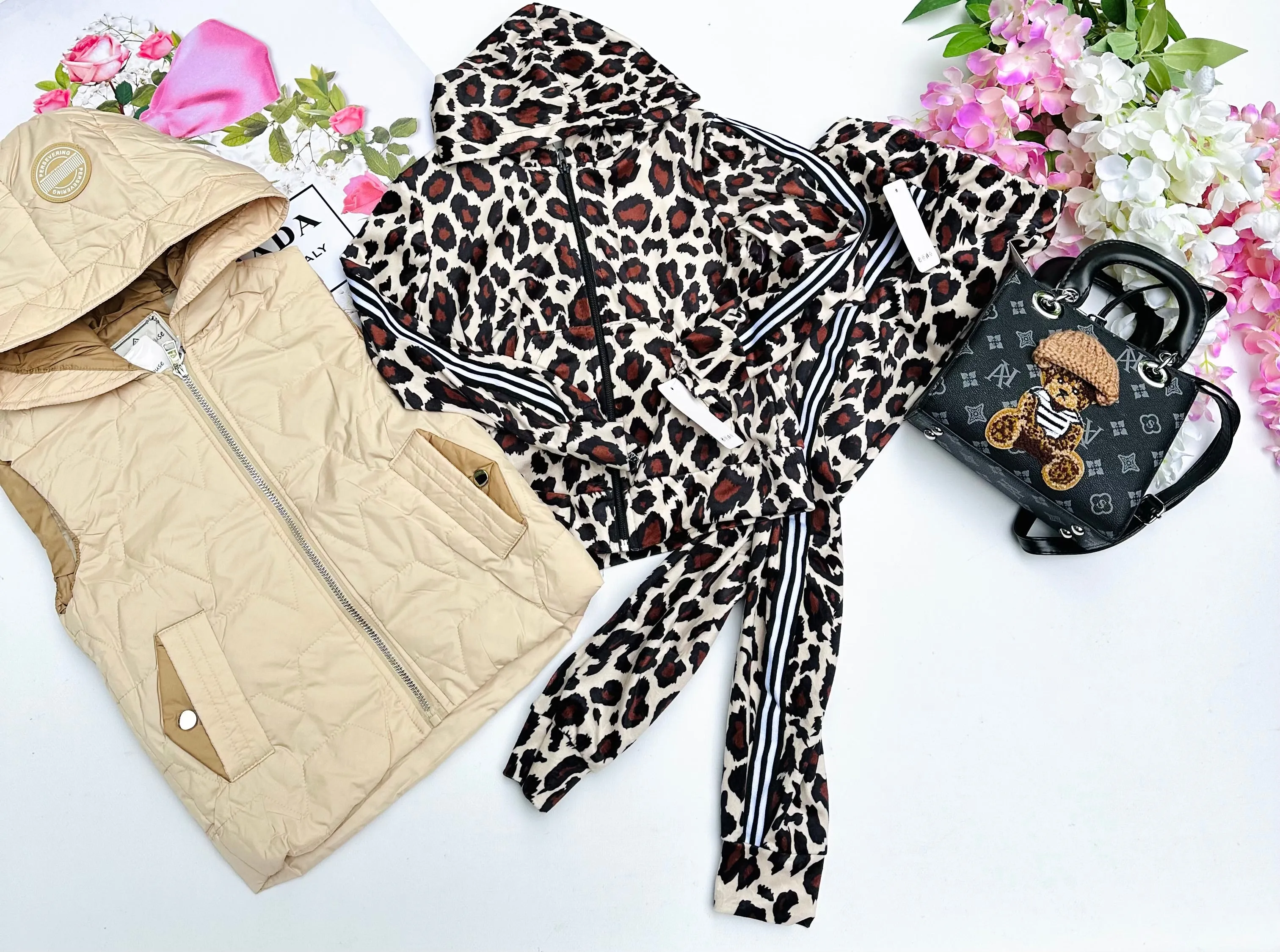 Beige autumn gilet