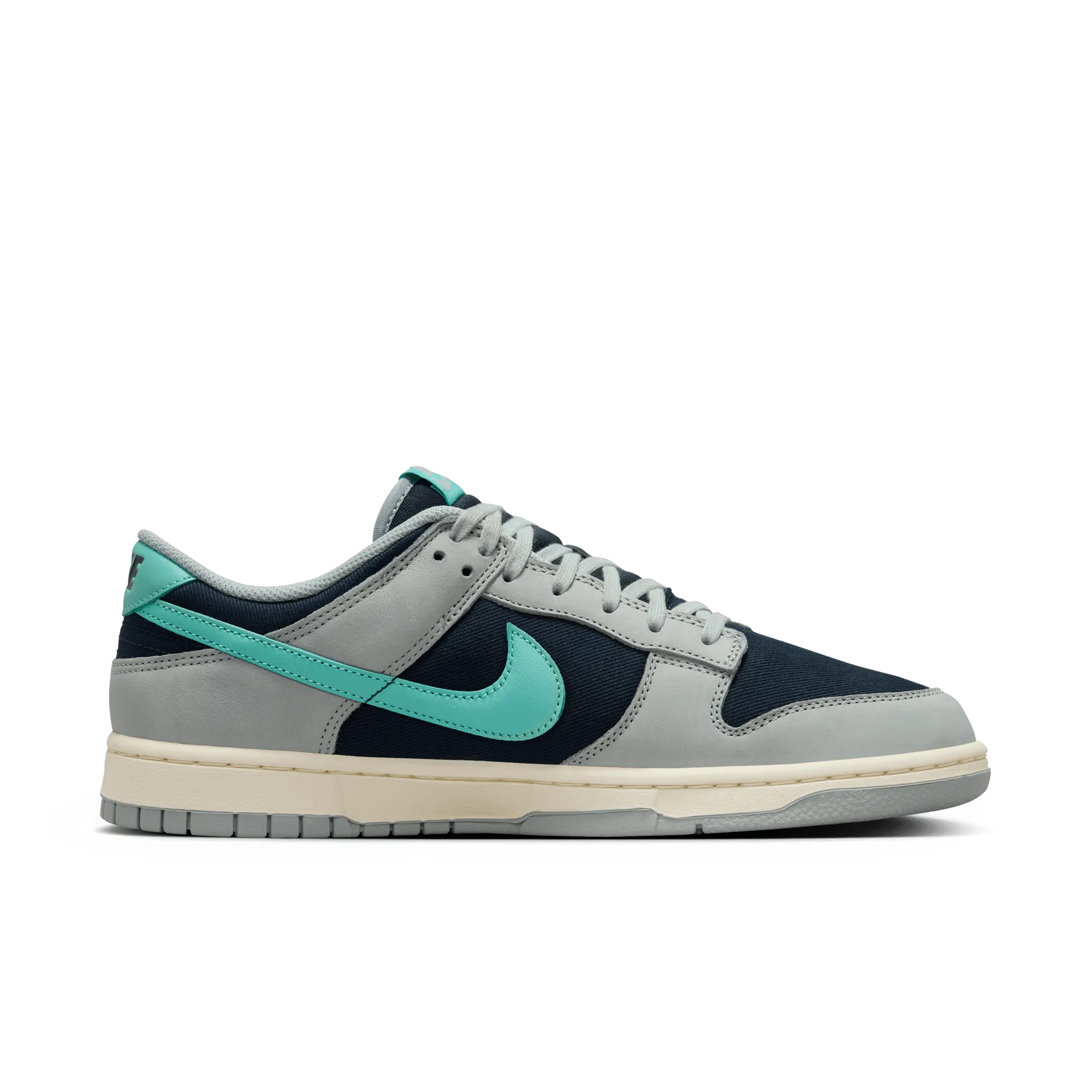 DUNK LOW RETRO PRM "GREEN FROST"