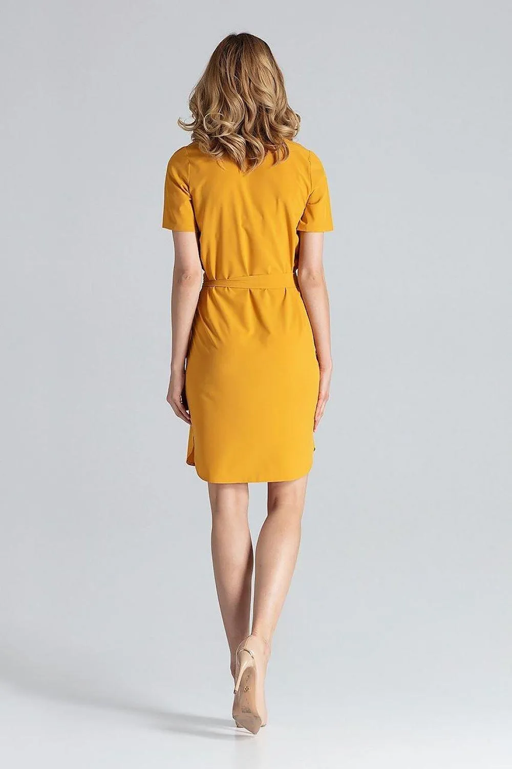 Elegant Midi Dress with Adjustable Waist Tie and Serek Neckline