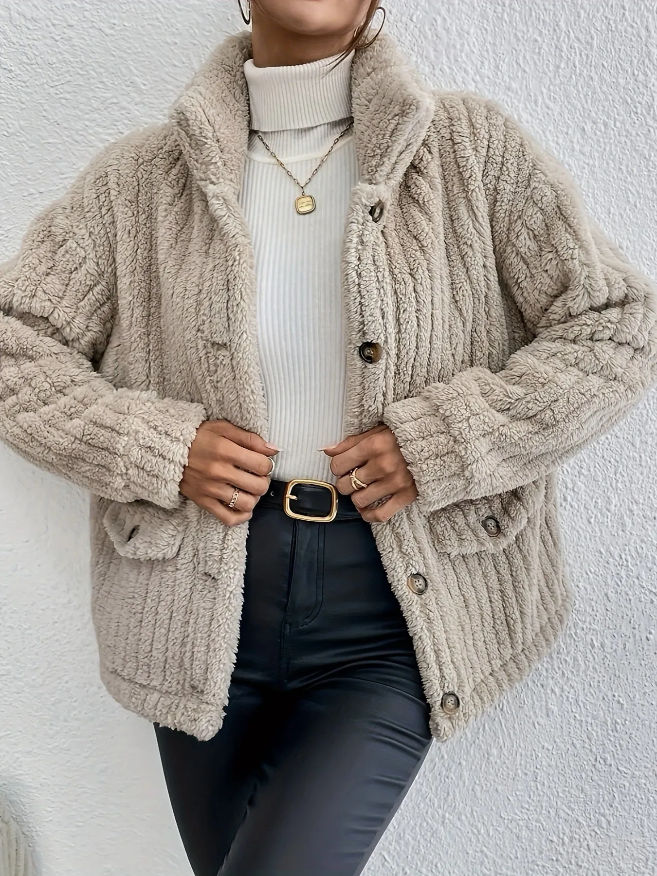 Esra | Cardigan doppiopetto in velluto con bottoni