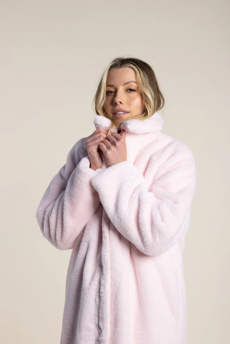 Fur Coat With Collar in Pale Pink 2781 by Two-T's