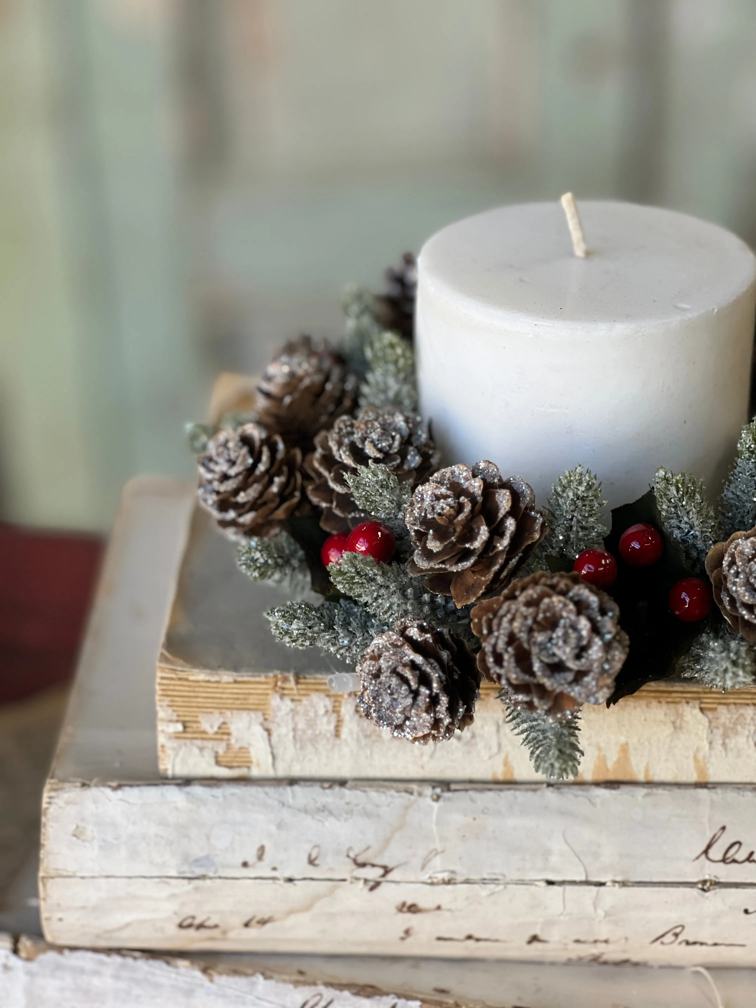Icy Berries & Cone Candle Ring | 3" (inner)