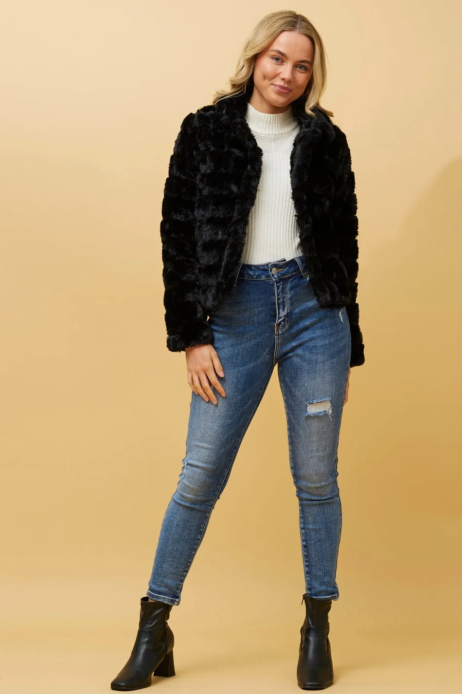 MOSCOW FAUX FUR CROP JACKET