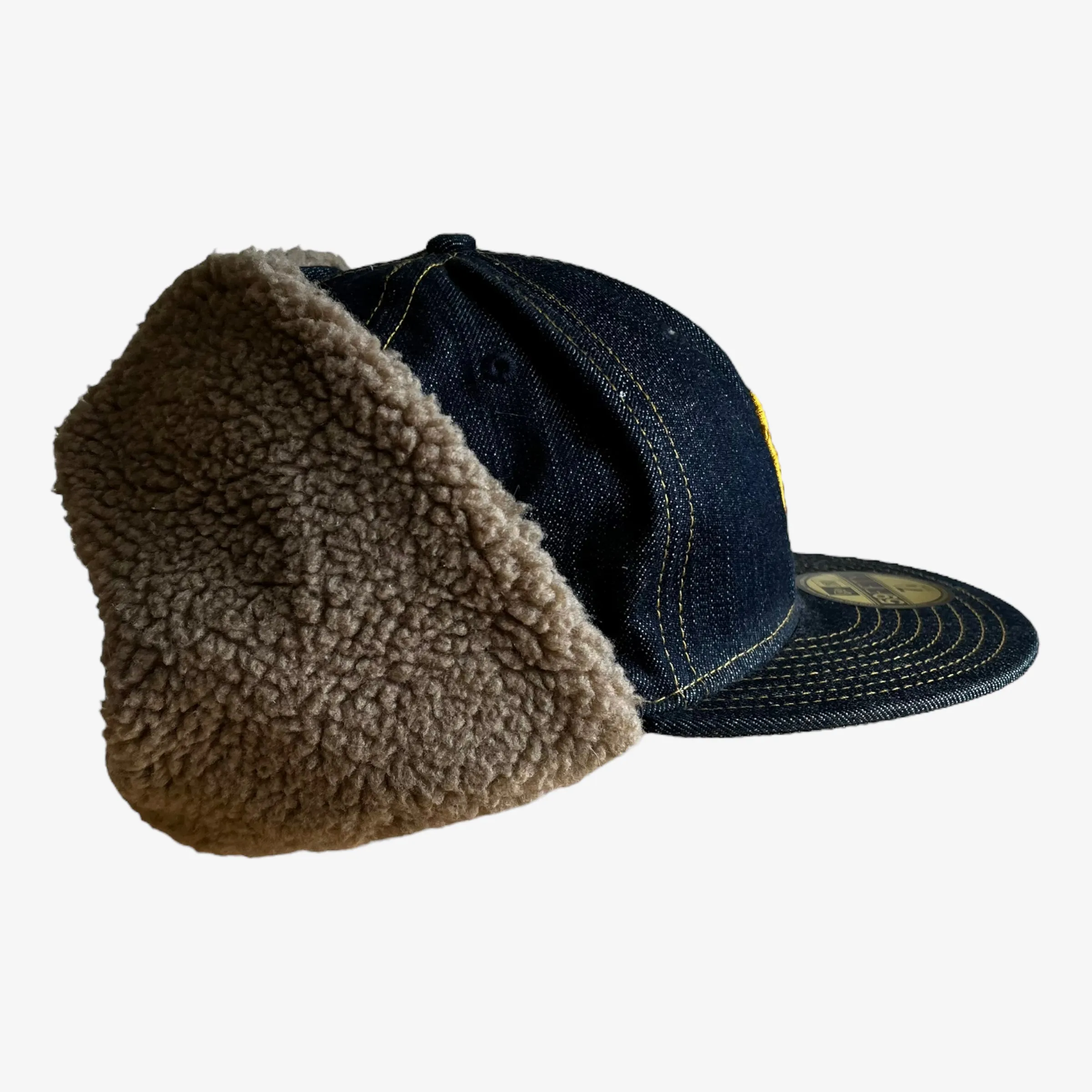 New Era x New York Yankees Denim Cap With Foldable Ear Muffs