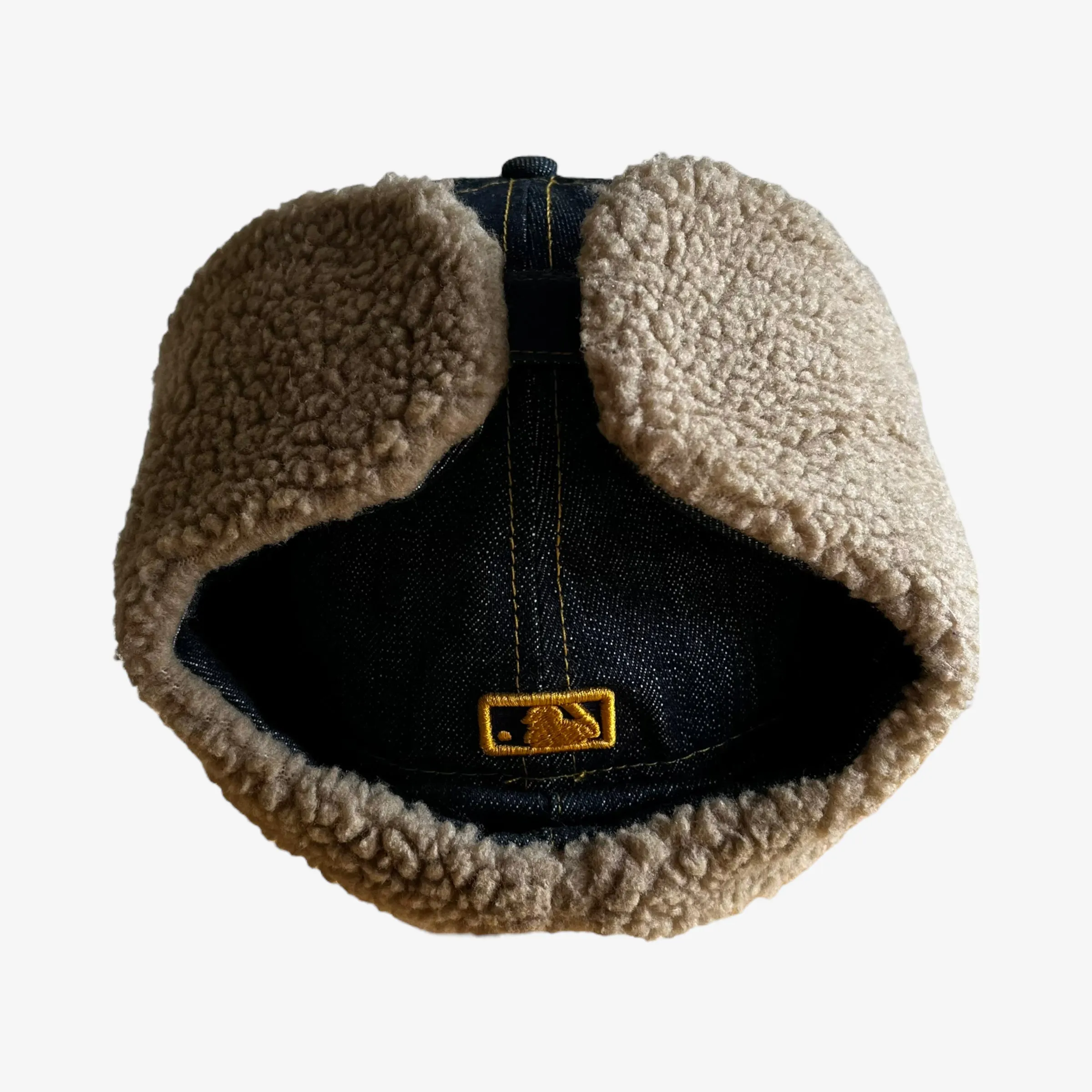 New Era x New York Yankees Denim Cap With Foldable Ear Muffs