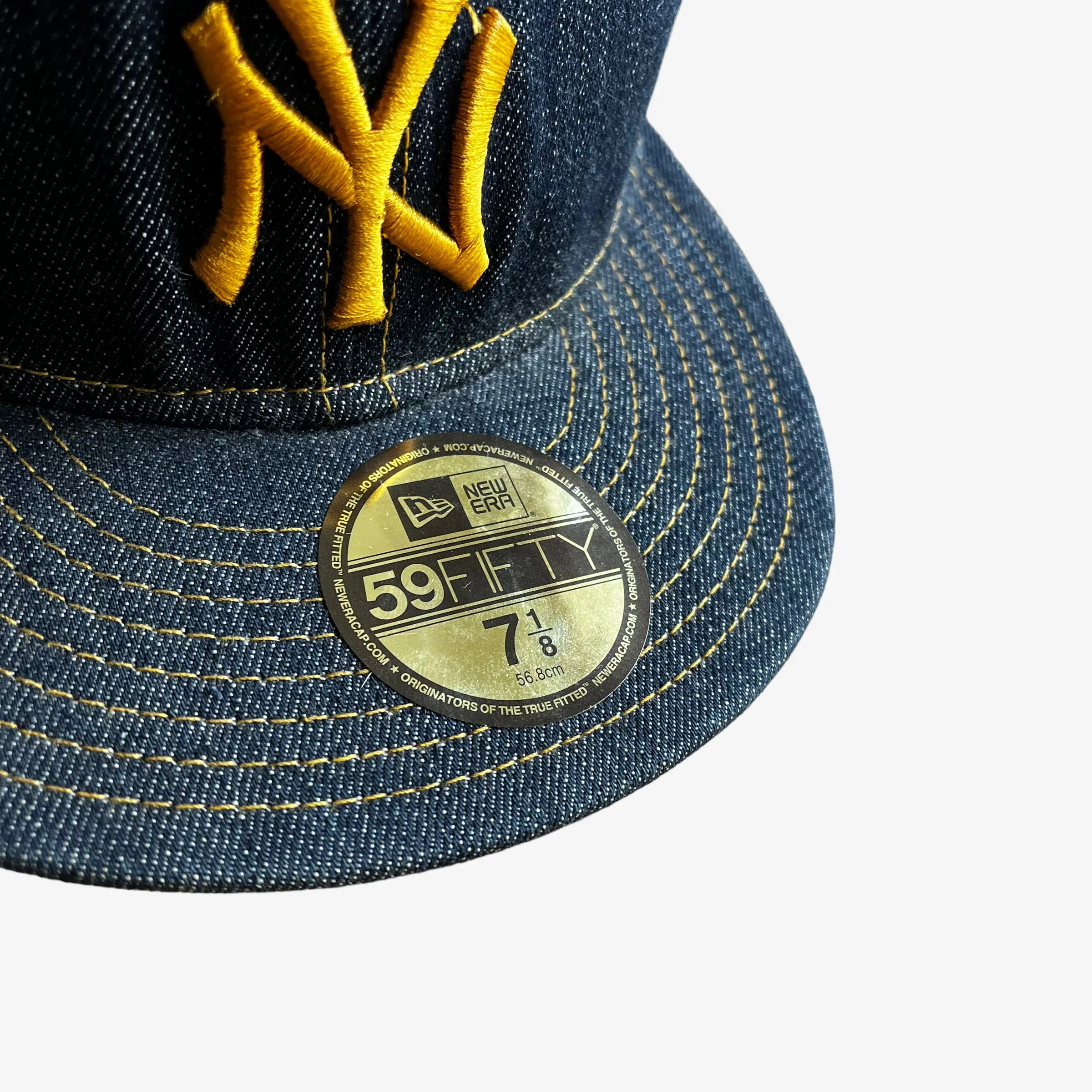 New Era x New York Yankees Denim Cap With Foldable Ear Muffs