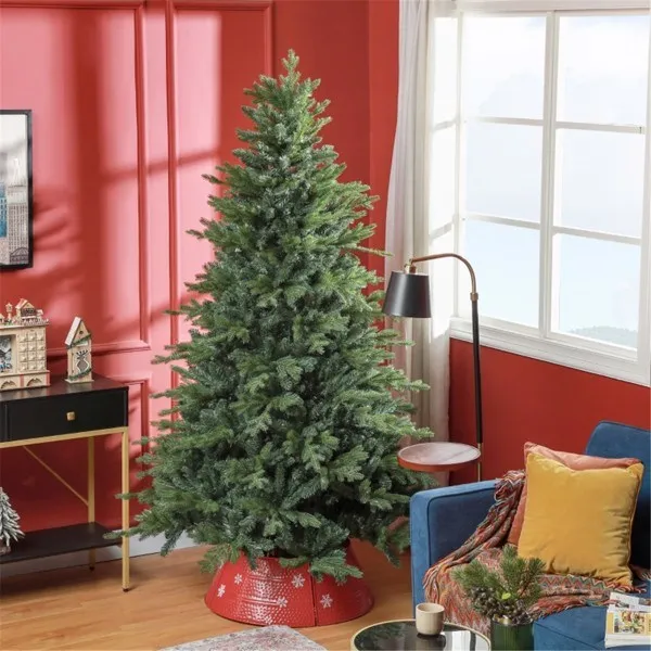 Realistic 7 Ft Christmas tree 2003 tip count